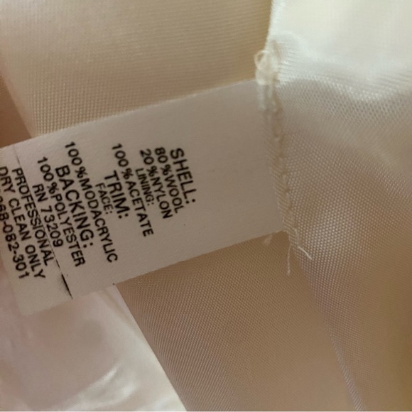 NWT Marvin Wool Coat Cream Size 2x Faux Fur Collar - Picture 12 of 12